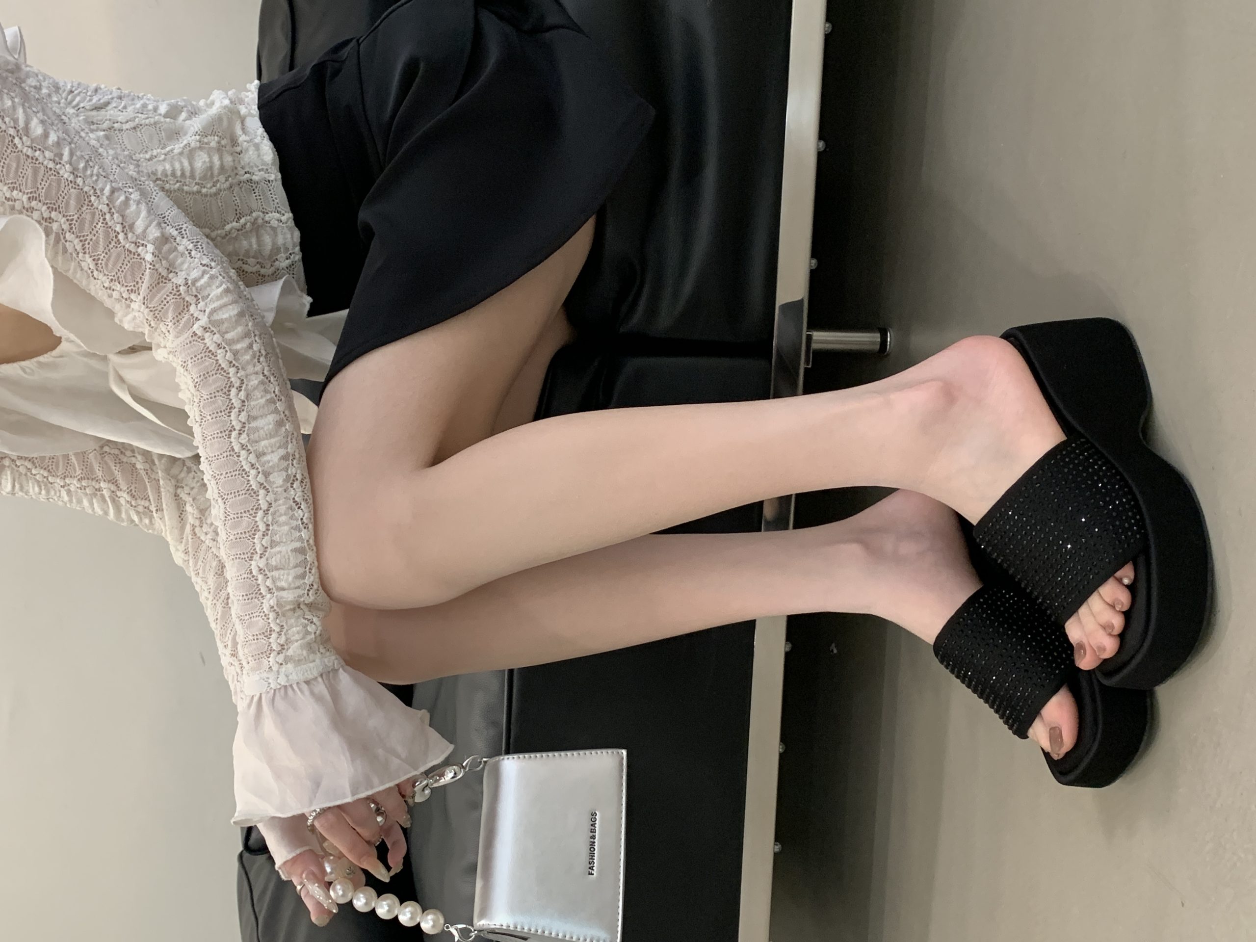 BUBUFLY 2025 New European Style Women's Casual Thick Sole Anti-Slip Beach Sandals Slip-On Open Toe High Heel Platform Slides - Image 3