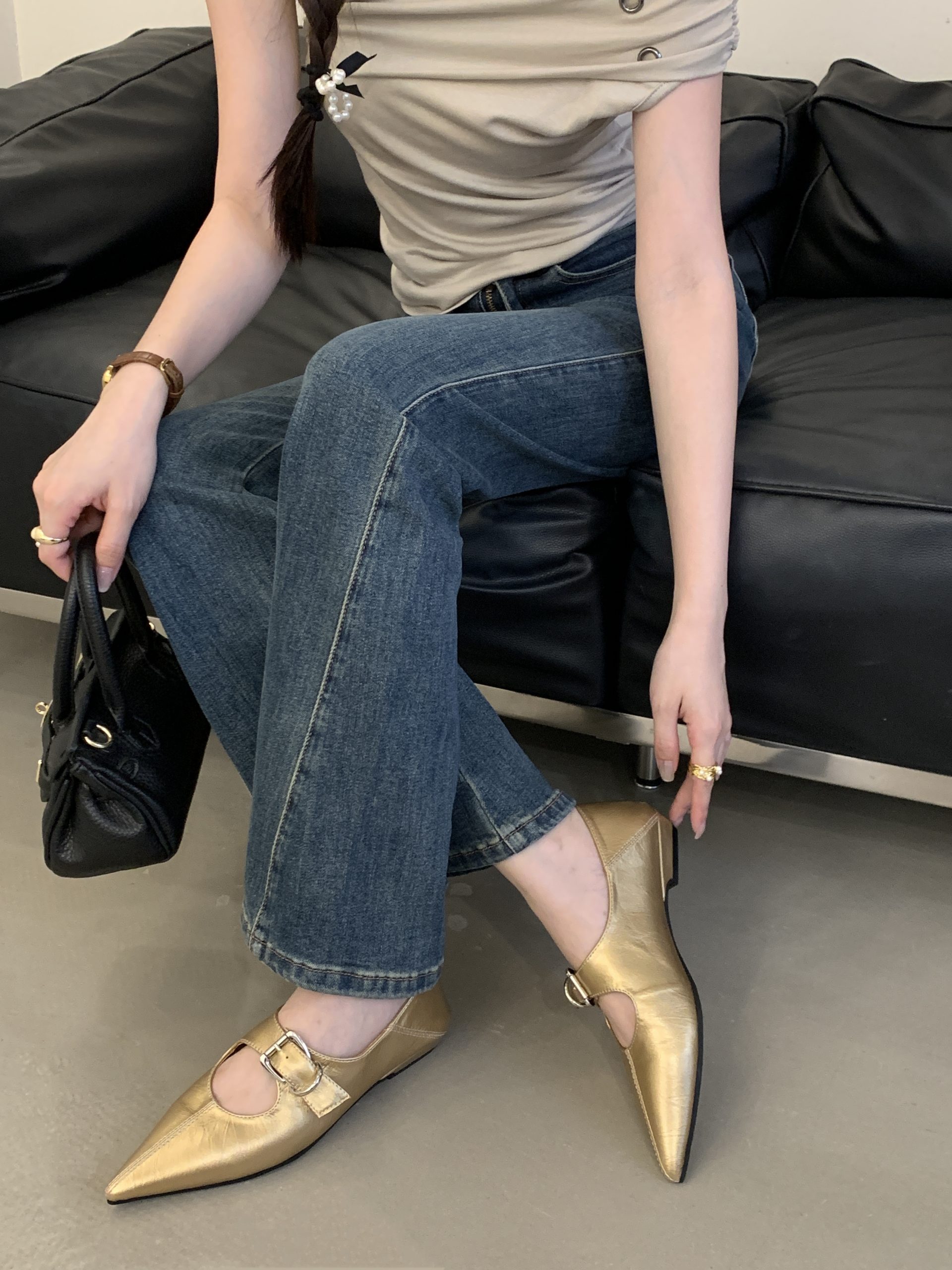 2025 New Pointed Toe Low Heel Mary Jane Shoes Shallow Mouth One-Strap Buckle Fashion Comfortable Flat Shoes for Women - Image 4