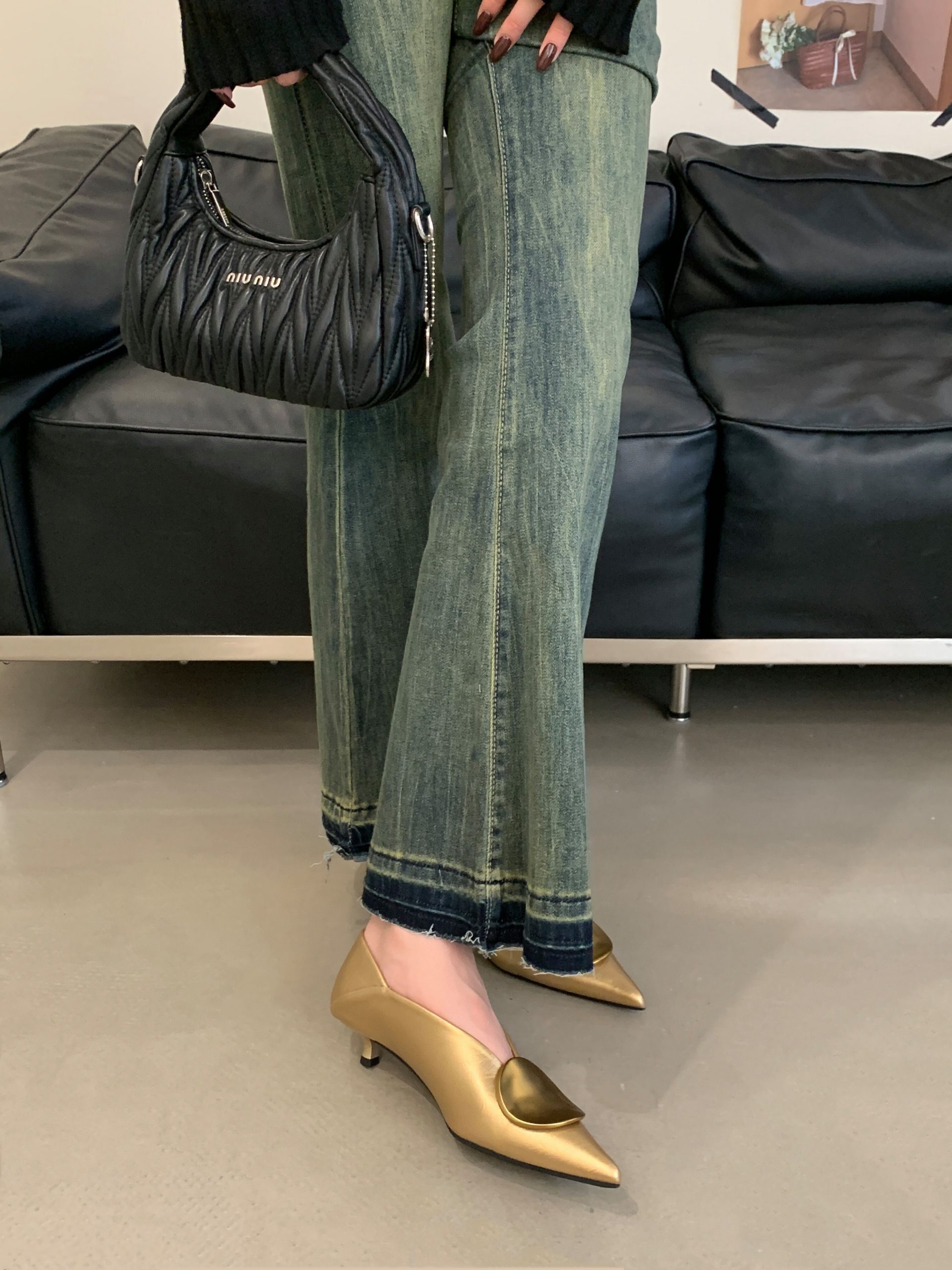2025 New French Style Metal Buckle Low Heel Shallow Mouth Women's Shoes Fashion Comfortable Versatile Simple Shoes - Image 2