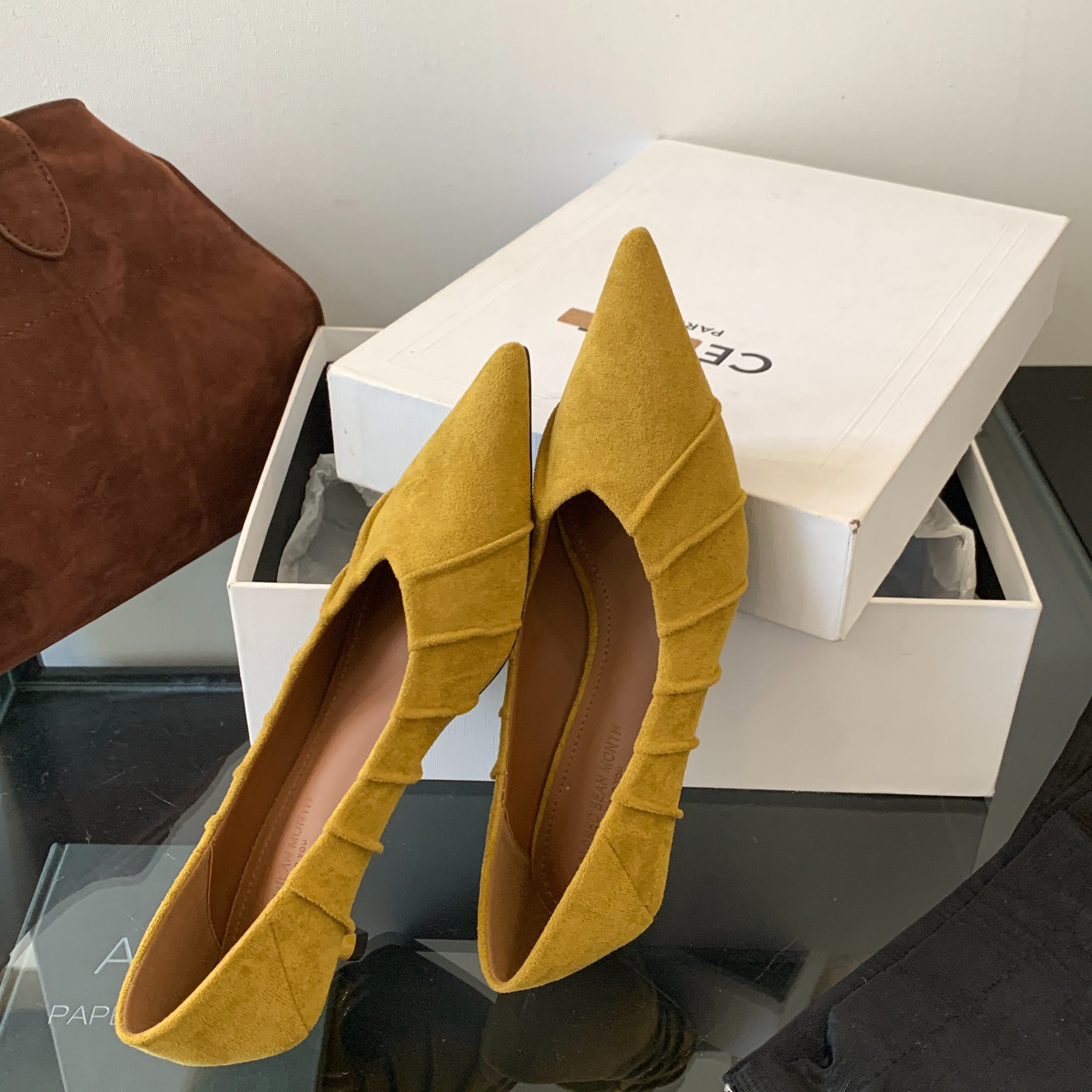 2025 New French Style Low Heel Shallow Mouth Women's Shoes Fashion Comfortable Versatile Simple Flats - Image 5