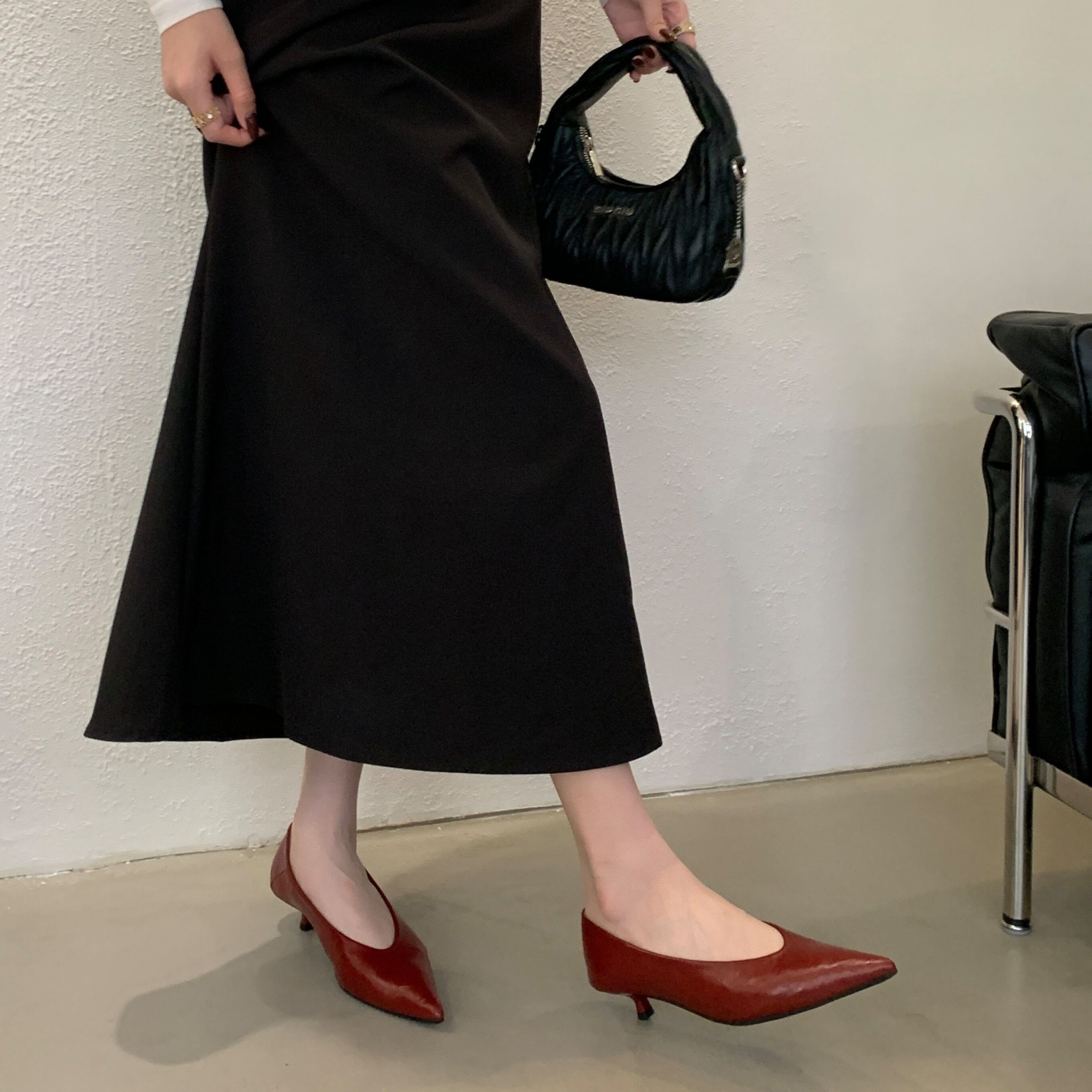 2025 New French Style Metal Buckle Low Heel Shallow Mouth Women's Shoes Fashion Comfortable Versatile Simple Flats - Image 5