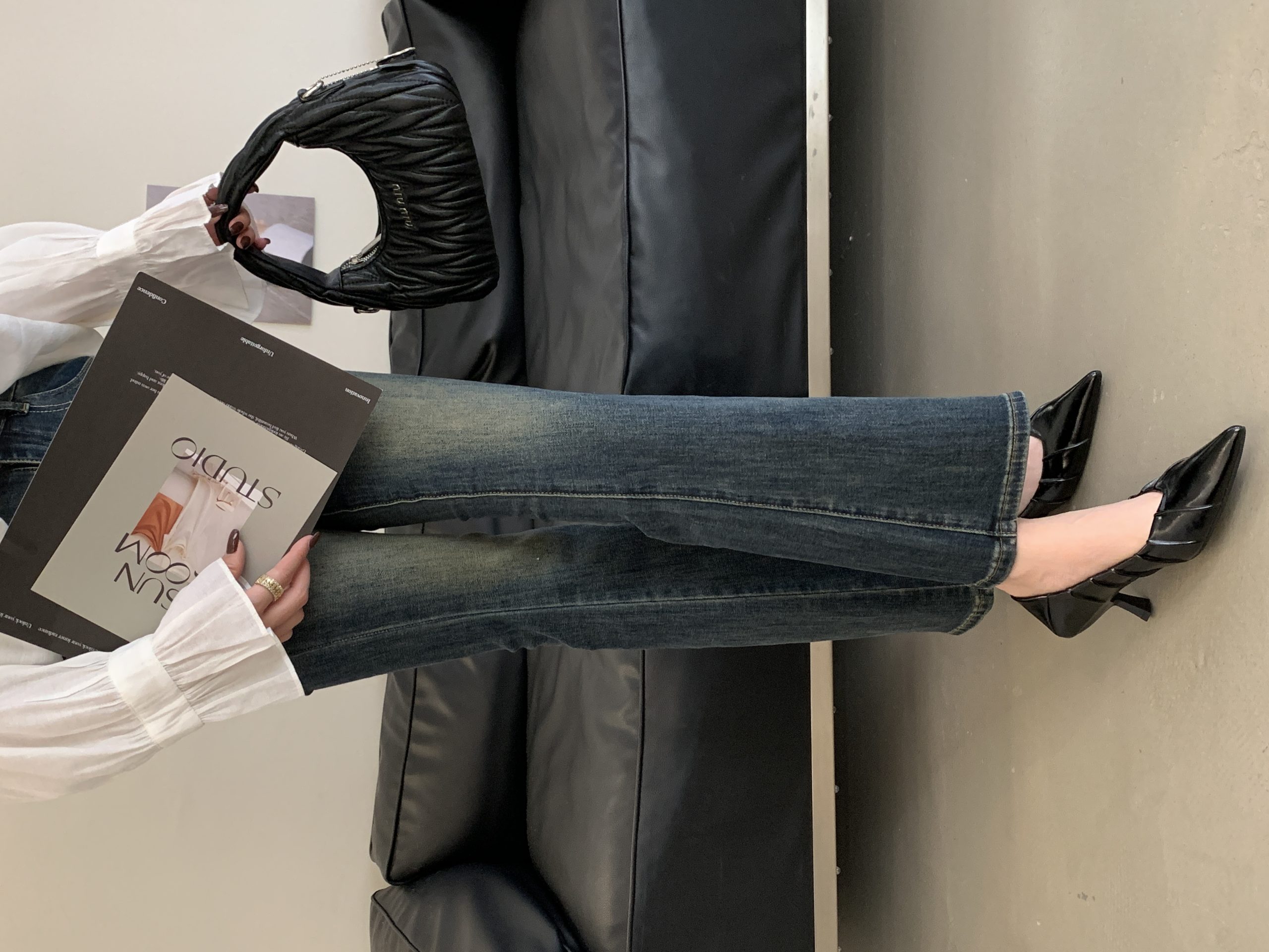 2025 New Autumn Pointed Toe Pleated Minimalist Design Elegant Low Heel Shoes for Women Fashion Temperament Shallow Mouth Shoes - Image 4
